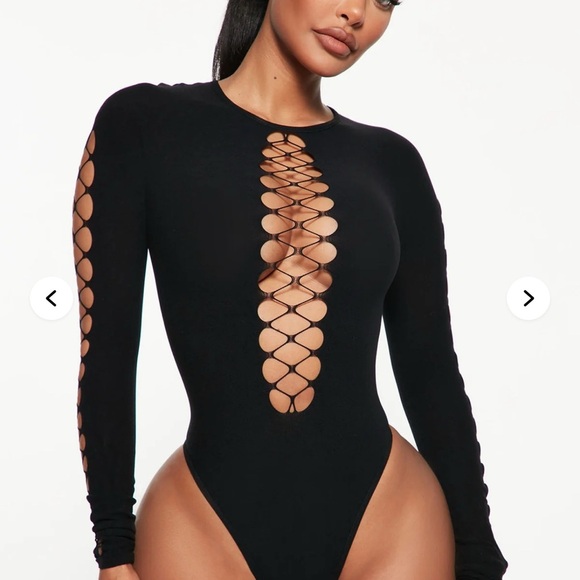 NWT Front And Center Seamless Bodysuit - Black - Picture 1 of 2